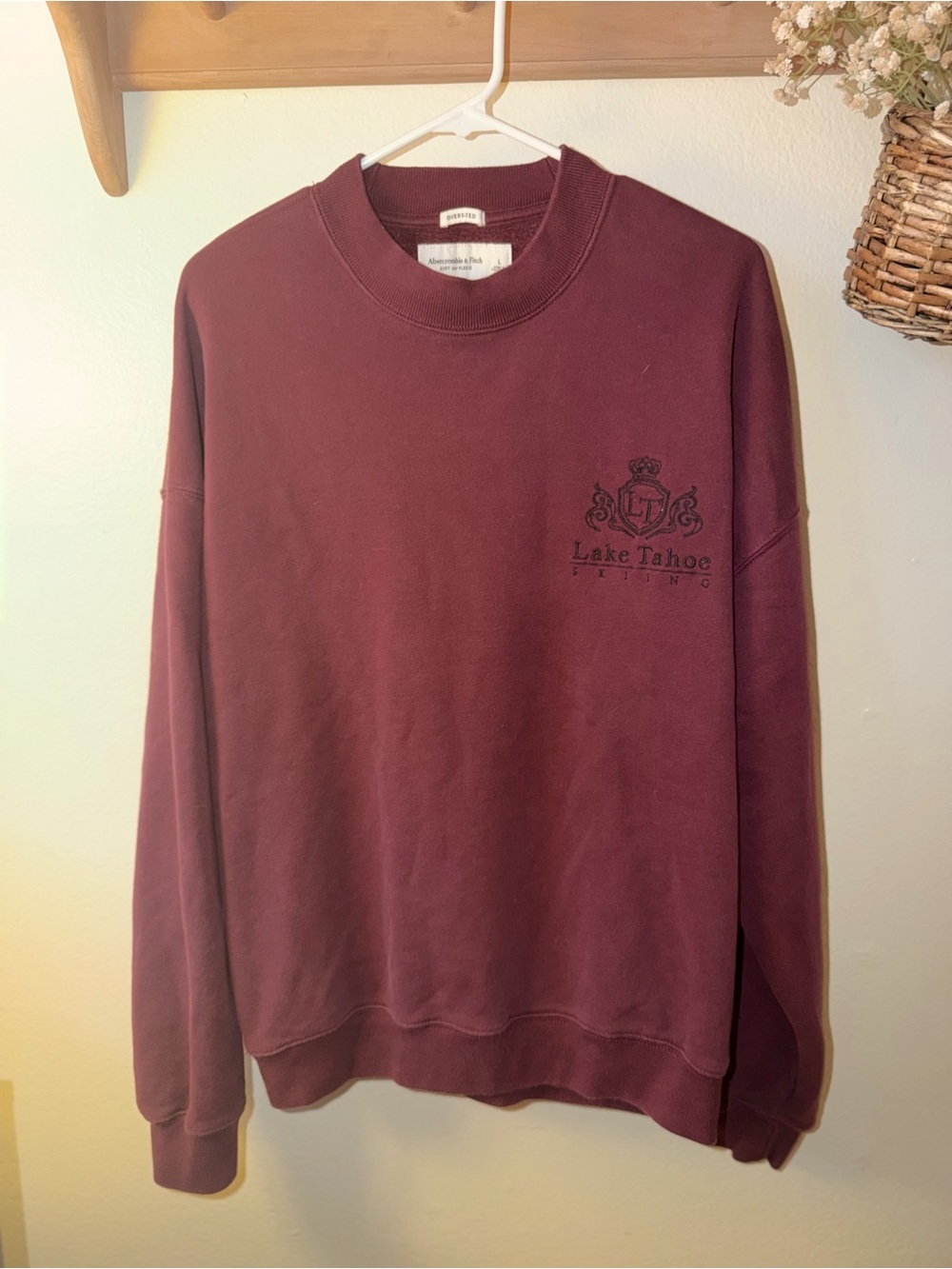 Abercrombie & Fitch Embroidered Crewneck Sweater - Burgundy L